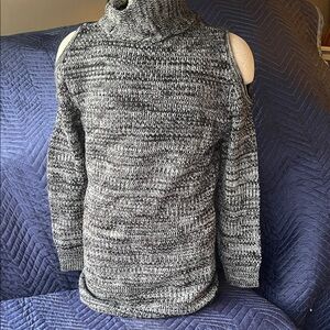 Love @ First Sight Grey hombre Cold Shoulder Women's long sleeve Sweater Dress